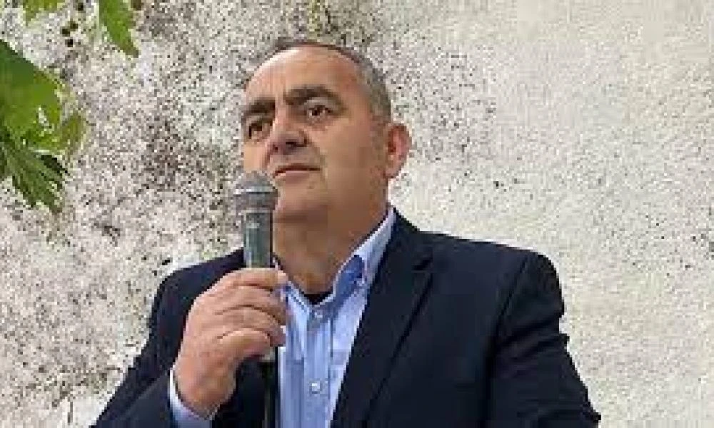 Ενδείξεις για «στημένη» κατηγορία κατά του Φρέντη Μπελέρη από την αστυνομία- Μάρτυρας χρηματίστηκε